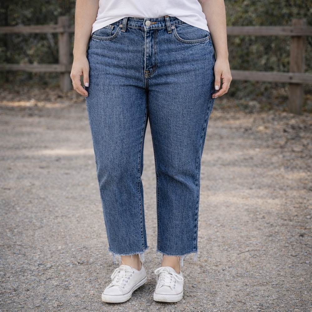Armani Exchange Women's Mid-Blue Wide Leg Cropped Jeans